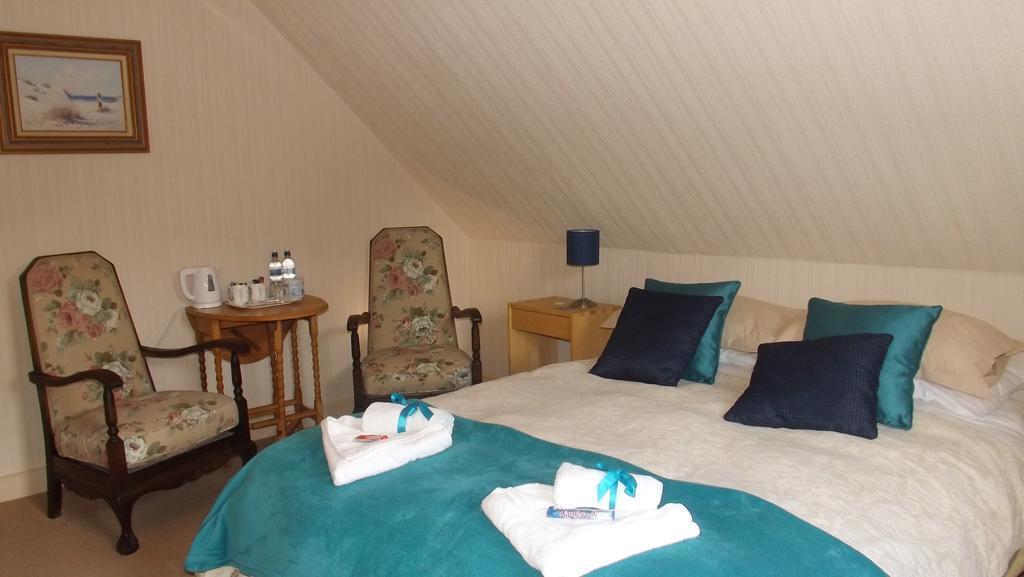 Cedar House B&B Матлок Стая снимка